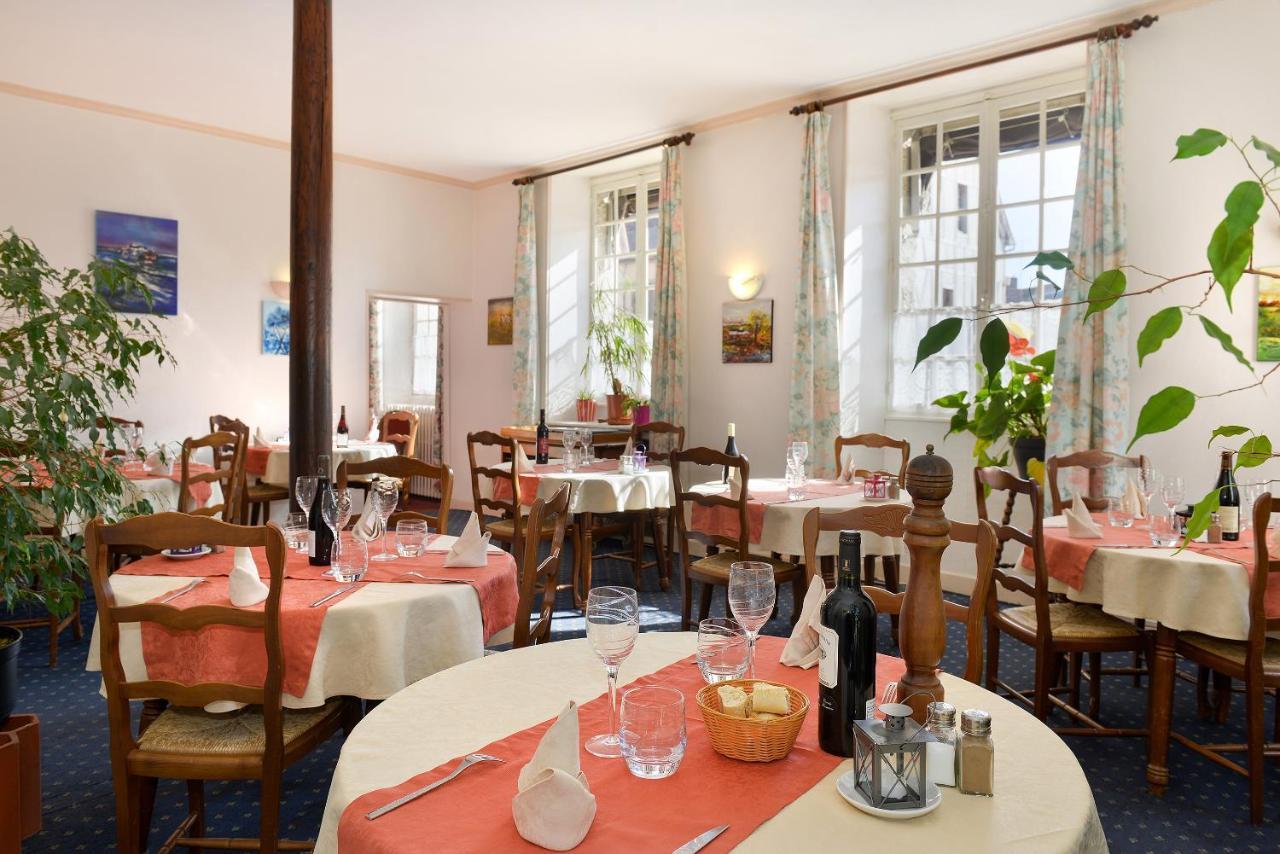 Le Sauvage Hotel Chateau-Renard Luaran gambar