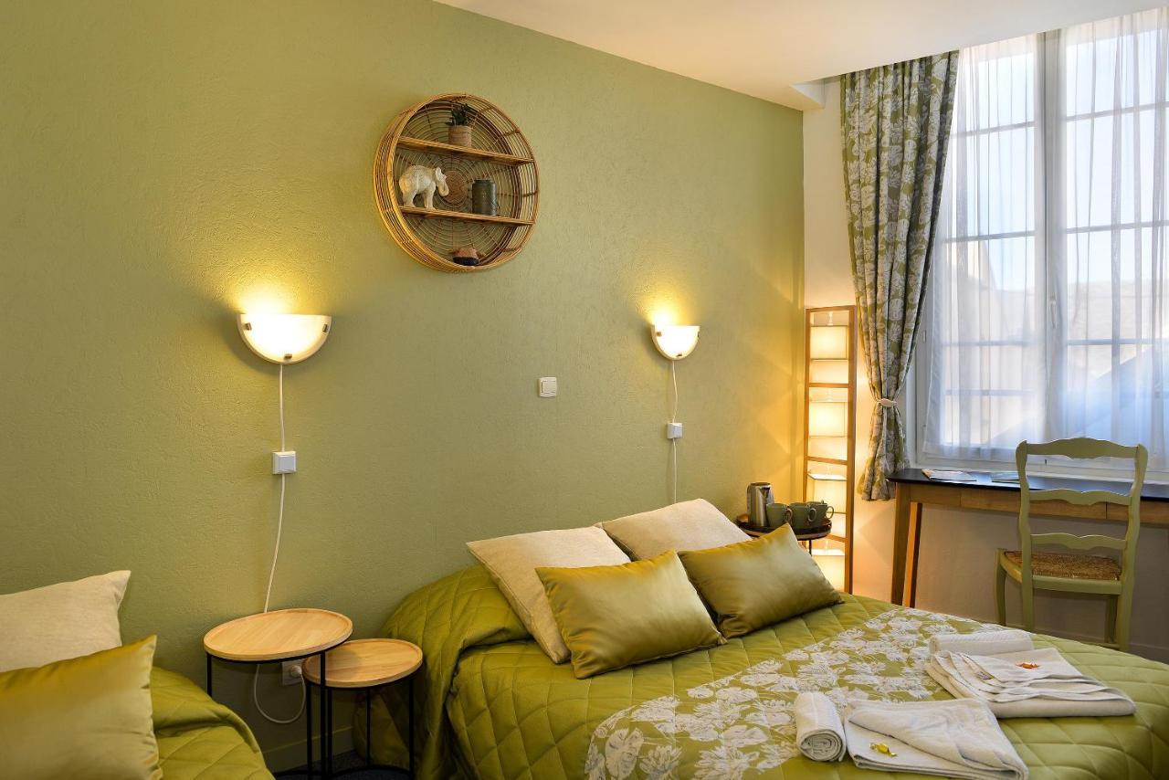 Le Sauvage Hotel Chateau-Renard Luaran gambar