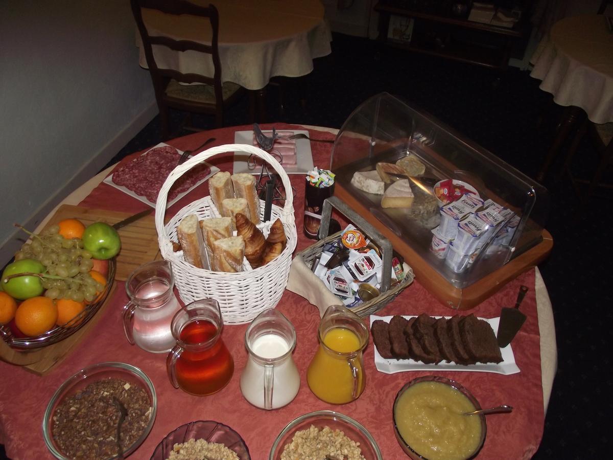 Le Sauvage Hotel Chateau-Renard Luaran gambar