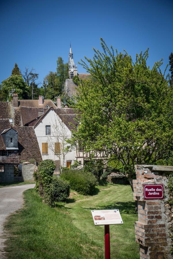 Le Sauvage Hotel Chateau-Renard Luaran gambar